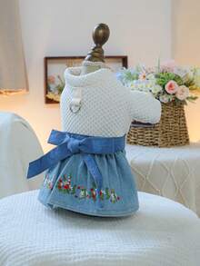PETSIN 1pc Plush Thickened Pet Dress, Suitable For Cats And Dogs To Wear In Autumn And Winter, Embroidered Small Flower Dress In Princess Style - Blue and White - View 5