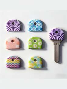 5PCS Random Color Floral Silicone Anti-Slip Creative Key Identifier Protective Cover Universal Fit Durable Flexible Easy To Identify For Home Office Door Keys Key Chain Accessories Key Organizer Decorative Funny Key Cap Set - multicolor - View 2