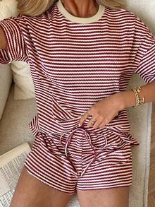 SHEIN EZwear 女士红白条纹T恤短裤两件套 - 紅白色 - 查看 3
