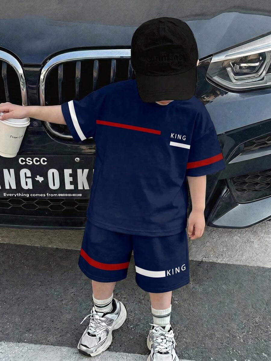 Young Boy Casual Minimalist T-Shirt Set, Classic Striped Pattern Print, Classic Text "King" Pattern Print, Suitable For Spring And Summer - Multicolor - View 1