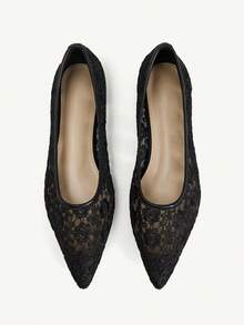 CUCCOO CHICEST Flower Lace Pointed Flats, Gentle Style Commuting Dating Breathable Low Vamp Shoes Fall Shoes - Black - View 1