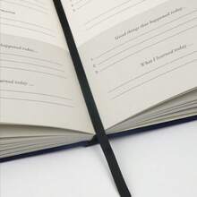 1 Stück grünes Dankbarkeits- & Reflexions-Tagebuch für den Schulstart - Mehrfarbig - Übersicht 5