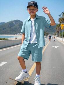 SHEIN 青少年男孩夏季休閒純色襯衫與短褲兩件套 - 綠色 - 查看 1