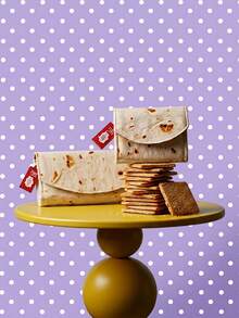 superFUNNYmarket Portefeuille de grande capacité en forme de pancake, portefeuille pliable amusant avec clip à pression, sac à main portable avec poche à monnaie multi-fentes, pour les courses quotidiennes, les voyages, les rendez-vous, les cadeaux d'anniversaire et de vacances, mini sac à main à la mode et excentrique en forme d'aliment, accessoires de sac de rangement - Multicolore - Voir 1