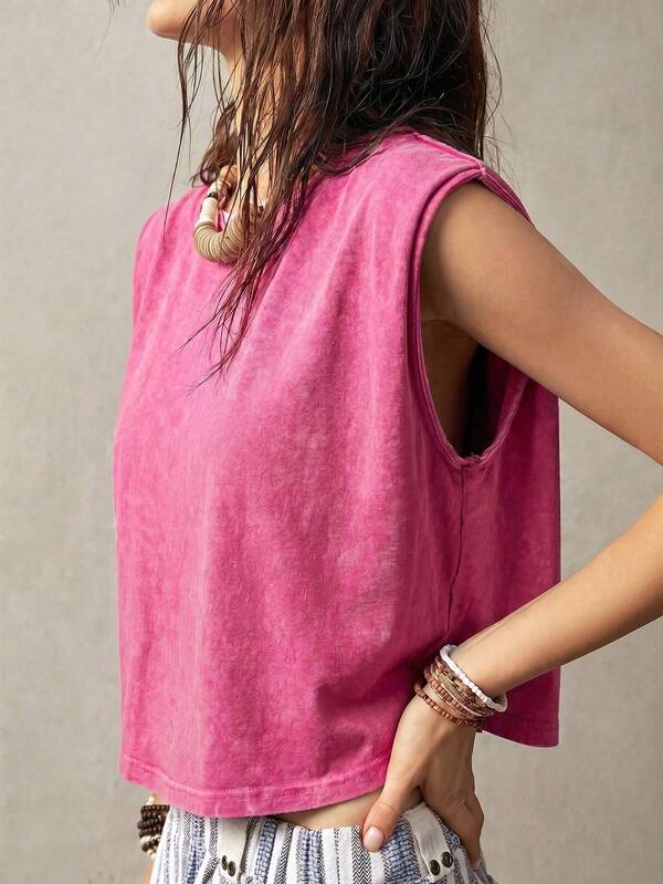 Bohemela Vacation Women's Round Neck Sleeveless Tank Top