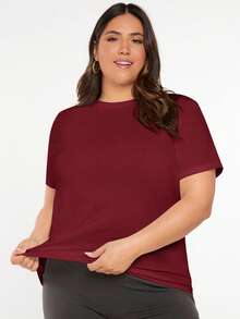 SHEIN BASICS 大尺碼純色圓領T恤夏季上衣 - 酒紅色 - 查看 1