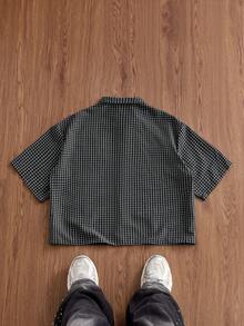 SWAVVY Camisa de manga corta a cuadros con diseño deconstruido y abotonadura sencilla para hombre - Blanco y Negro - Ver 2
