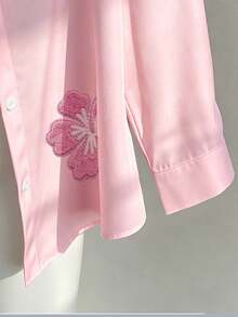 Lalippa 女款花卉刺繡落肩長袖單排扣休閒襯衫 - 彩色 - 查看 3