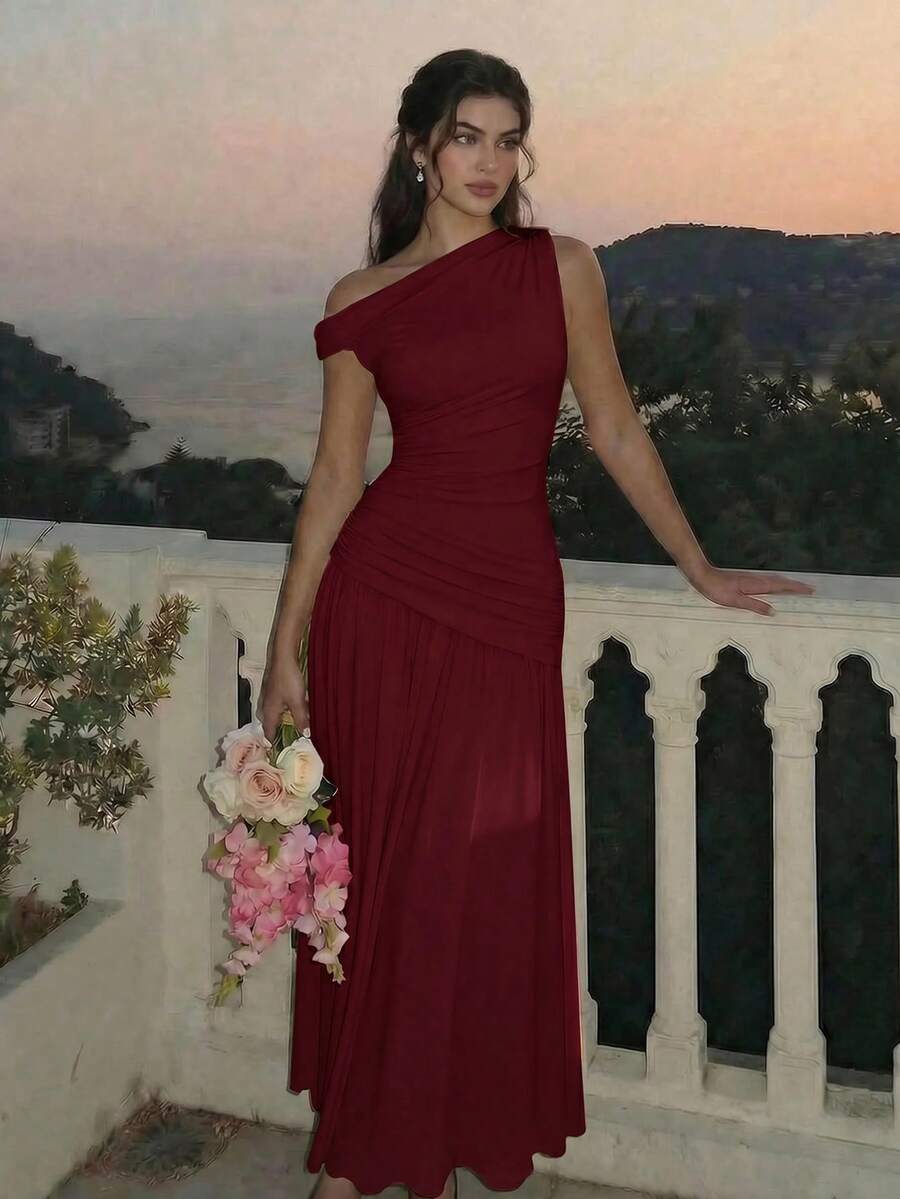 SHEIN MOD 女款純色百褶不對稱肩優雅長洋裝 - 酒紅色 - 查看 1