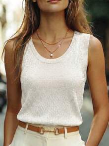 SHEIN Franclia Nouveau débardeur en tricot doré scintillant pour femmes 2026 - col rond, détail de l'emmanchure côtelée, silhouette courte, mélangeant sans effort le glamour rétro des années 90 avec un chic minimaliste, idéal pour les brunchs, les sorties nocturnes et le port quotidien au printemps et en été - Blanc - Voir 3