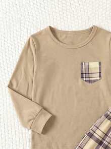 SHEIN 小男孩拼接格紋口袋長袖上衣與長褲居家服套裝 - 卡其色 - 查看 7