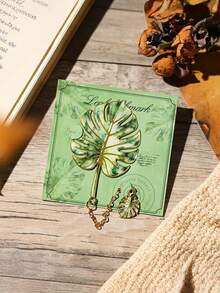 1PC Vintage Metal Leaf Bookmark With Chain Charm Hollow Design Exquisite Ginkgo Maple Clover Lotus Pendant Ideal Gift For Book Lovers Students Teachers Writers Readers 6 Styles Random Assorted - multicolor - View 10