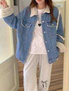 DAZY Jaket Denim Kasual Wanita Lengan Panjang Kancing Depan dengan Saku dan Hiasan Bulu Halus, Lapisan Termal - Medium Wash - View 8