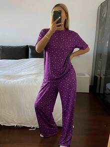 DAZY 2件組 女款甜美花卉寬鬆短袖T恤與寬鬆直筒長褲夏季睡衣套裝 - 紫色 - 查看 5