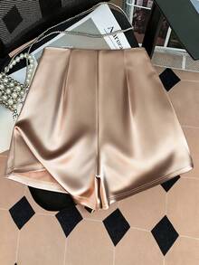 GlowEve Women's Solid Color Pleated Loose Casual Shorts - Apricot - View 2