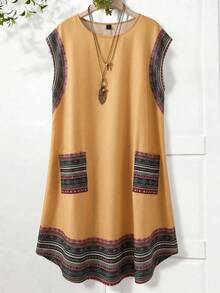 Rusticease Vestido elegante de vacaciones con cuello redondo, bolsillos y estampado geométrico para tallas grandes - Amarillo - Ver 8