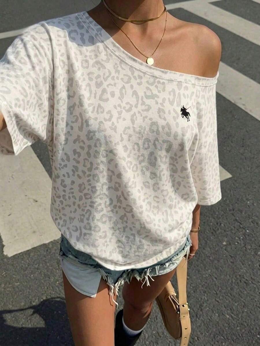 Muchica Plus Size Leopard Print Knight Graphic Casual Daily Summer T-Shirt - Multicolor - View 1