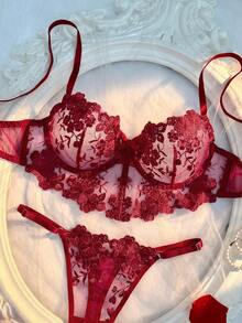 Crystal Vow Red Eye-Catching Embroidered Longline Bra & Thong Set, Full Cup Sexy Lingerie Set 2pcs - Red - View 3
