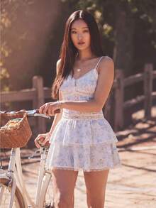 Willow Rêve 女款藍色蕾絲裝飾細肩帶荷葉邊迷你洋裝，浪漫度假風，情人節波希米亞風，適合約會、野餐，蕾絲洋裝 - 藍色 - 查看 1