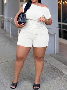 Slaydiva Women's Plus Size 2-Piece Set, Green Off-Shoulder Off-Shoulder Cinched Waist Asymmetrical Hem Fitted Shorts Outfit, Spring/Summer New Music Festival College Style Student Casual Daily Streetwear Basic Versatile Vacation Cruise Beach Seaside Holiday Influencer Hot-Selling Street Style Wedding Guest Bohemian Commute Airport Travel Outdoor Leisure Elegant - White - View 1