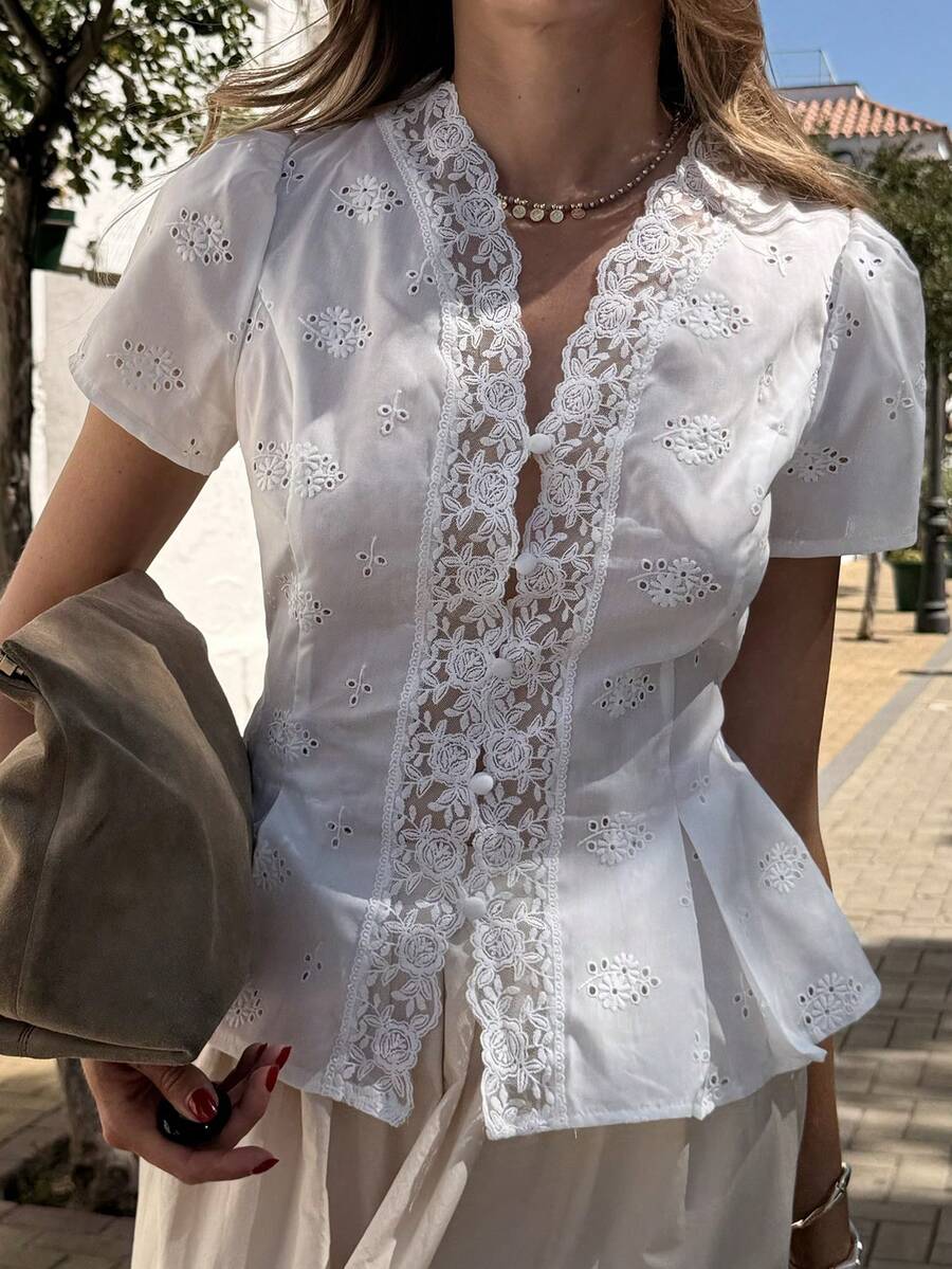 SHEIN PariChic 女款優雅蕾絲拼接V領修身白色襯衫 - 白色 - 查看 1