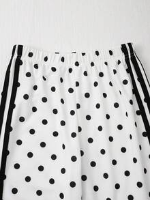 SHEIN 青少年女孩時尚白色圓領長袖運動衫上衣搭配寬腿褲2件套，秋冬波點拼接配色套裝 - 黑與白 - 查看 6