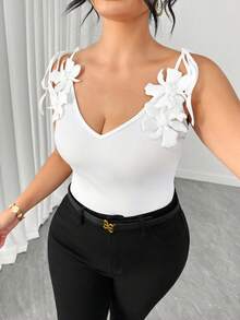 GlowEve CURVE Plus Size Women's 3D Floral Decor Fitted Camisole Tank Top - White - View 7