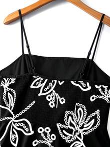 Rometta Große Größen elegantes Vintage Lässig Kleid mit Cut Out Stoff und Spaghettiträgern für den Sommer, geeignet für den täglichen Gebrauch, Dates, Treffen, Urlaub und andere Anlässe - Schwarz - Übersicht 5