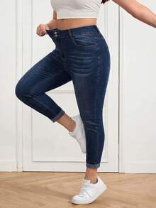 SHEIN Tall CURVE 大尺碼女款休閒百搭牛仔長褲，附口袋與鈕扣，適合日常穿著、辦公通勤與返校季 - 藍色 - 查看 7