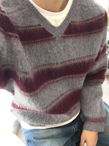 DAZY Sweater Pria Lengan Panjang Motif Garis Abu-abu & Merah, Kerah V Kecil, Desain Berbulu di Bagian Bawah dan Manset, Cocok untuk Musim Gugur/Dingin - MultiWarna - View 7