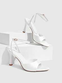Simulated silk white