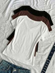 SHEIN EZwear 3件組女款夏季V領修身T恤，龐克次文化動漫素色基本款V領短袖修身T恤 - 彩色 - 查看 2