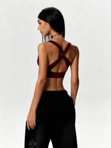 Dewbera Dewbera Tank Top Olahraga Wanita Warna Polos Tanpa Jahitan dengan Desain Potongan Silang di Bagian Belakang untuk Gym, Musim Panas, Atletik, dan Santai. - Burgundy - View 3
