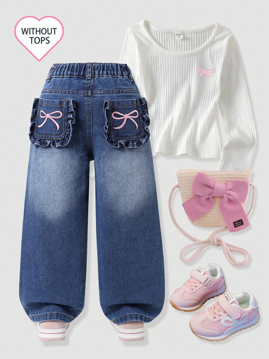 SHEIN Elladie kids 女童牛仔長褲，四季皆宜，時尚休閒風，深色水洗淺藍牛仔，彈性腰頭設計，後口袋蝴蝶結刺繡圖案，荷葉邊褲腳，直筒版型，開學季，歐美風，甜美可愛，新品上市，柔軟舒適面料，日常百搭時尚穿搭，春秋新款女童牛仔長褲