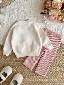 SHEIN LMoss Kids 女嬰針織圓領3D花朵休閒毛衣與長褲兩件套 - 彩色 - 查看 2