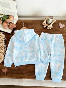 SHEIN 1套公主風女嬰連帽套裝，藍白紮染滿版印花底色，搭配金色髮冠公主卡通印花連帽衛衣，同布料同圖案收口運動長褲，適合外出、購物與日常穿著，春秋冬季適用 - 彩色 - 查看 2