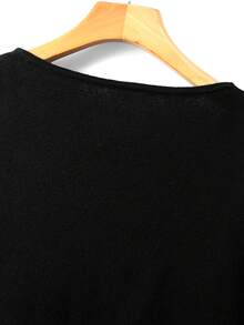 GlowEve CURVE Plus Size Elegant Fitted 3D Lace V-Neck Long Sleeve Pullover Sweater - Black - View 6