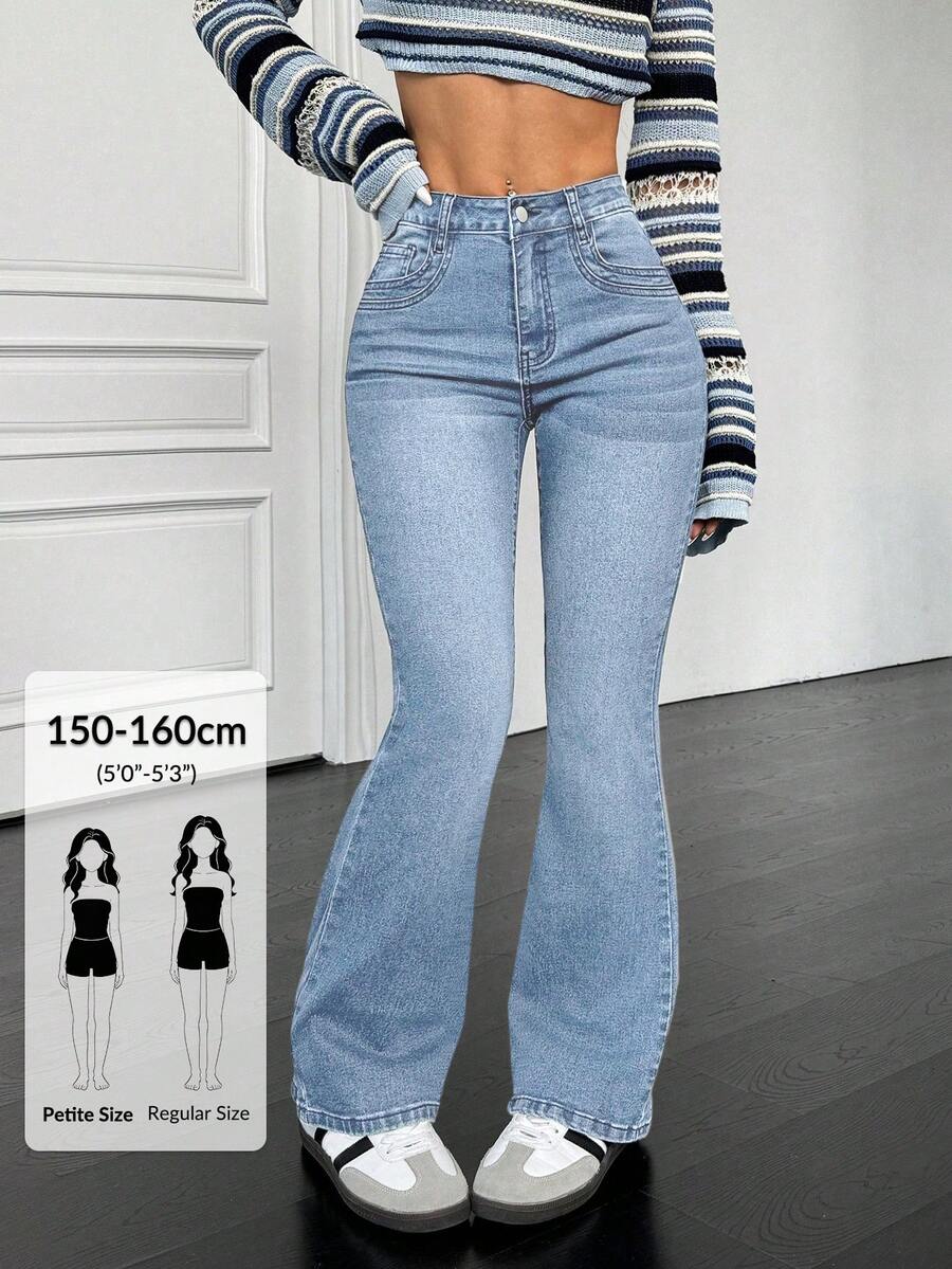 SHEIN PETITE 女款喇叭休閒百搭牛仔褲,附口袋,適合嬌小女性 - 淺色水洗藍 - 查看 1