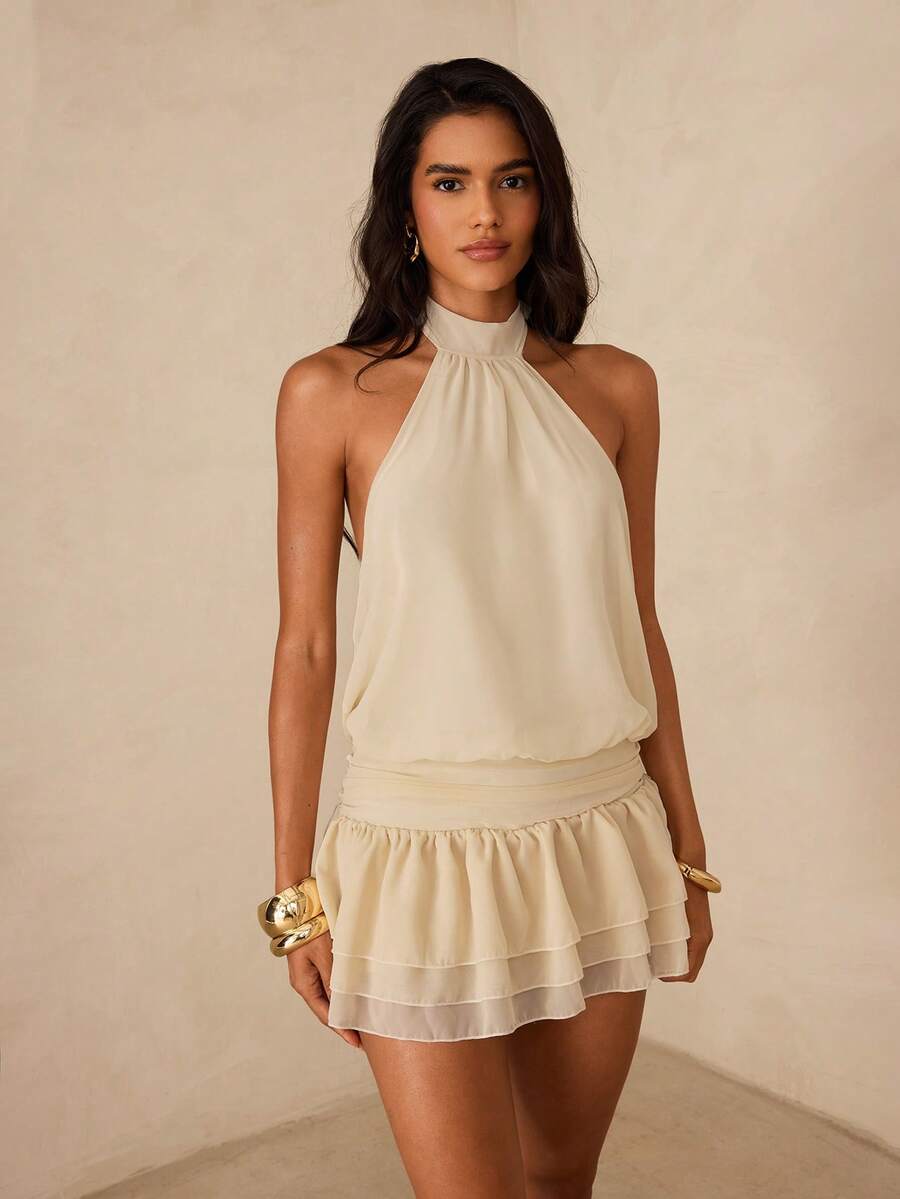 SHEIN Glamour Off-White 掛脖雪紡洋裝,雙層荷葉邊收腰短版 A 字裙,性感夜店風,夏季音樂祭時尚穿搭,約會穿搭,女性生日洋裝,可愛洋裝,化裝舞會禮服,浪漫約會洋裝,演唱會穿搭,夏季洋裝,必備派對穿搭,戶外野餐穿搭,婚禮賓客洋裝,日常外出穿搭,度假風洋裝 - 米色 - 查看 1