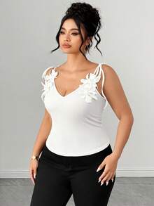 GlowEve CURVE Plus Size Women's 3D Floral Decor Fitted Camisole Tank Top - White - View 3