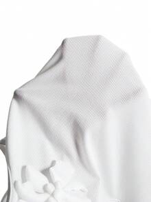 GlowEve CURVE Plus Size Women's 3D Floral Decor Fitted Camisole Tank Top - White - View 8