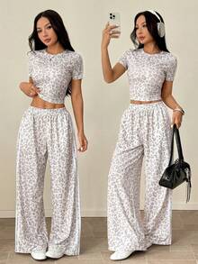 SHEIN PETITE Setelan Kasual Musim Panas Motif Leopard: Kaos dan Celana 2 Potong - Light Grey - View 5