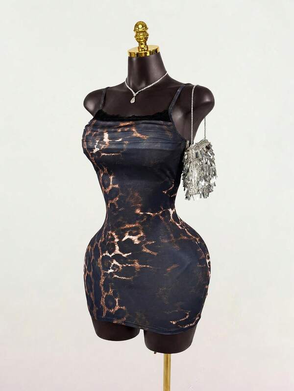 SaltGleam SaltGleam Vestido mini de tirantes con estampado de leopardo y encaje en contraste para mujer