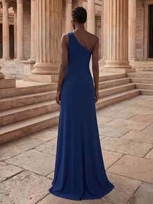 Coutiva Rhinestone Decor Elegant One Shoulder High Slit Bridesmaid Dress - Royal Blue - View 2