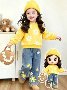 Elladie kids 这款女童可爱碎花卫衣套装适合春、秋、冬三季以及开学季穿着。针织卫衣饰有黄色碎花图案，罗纹袖口、领口和下摆均为黄色，长袖设计，搭配黄白碎花蓝色牛仔裤，两件套，可爱又优雅，适合日常穿着、上学、外出、聚会等场合。 - 彩色 - 查看 3