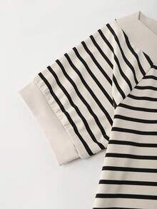 SHEIN Franclia Maglietta casual semplice a righe a maniche corte da donna - nero - View 4