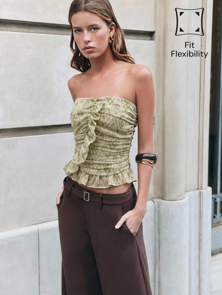 Nöista Bandeau Top With Print And Front Ruffle Detail, In Pink Brown Colors, Smk Stitching On Back Invisible Zipper The Side Seam.Summer Tops. - Green - View 1