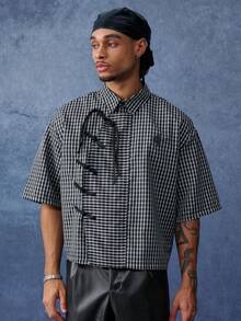 PAVTROS Plaid Frog Button Cropped Shirt With Heat Transfer Logo, Men Summer Vacation Wear - Black and White - View 3