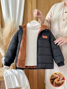 SHEIN Kleine Jungen Winter Langarm Kapuzen Lässig Vielseitig Thermisch Gefüttert Gepolsterter Mantel, Perfekt für Outdoor-Reisen, Bietet Ausreichend Wärmeschutz, Modischer und Praktischer Stil, Gewährleistet Wärme und Stil bei Winterabenteuern - Schwarz - Übersicht 3