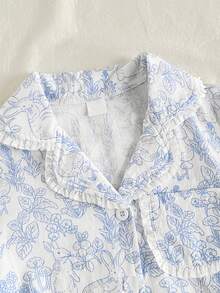 SHEIN Set Piyama Kasual Nyaman 2 Potong Motif Kelinci dan Bunga Garis Biru untuk Bayi Perempuan, Lengan Pendek, dan Celana, Terdiri dari Celana Panjang dan Kerah Berkerut - Biru - View 3